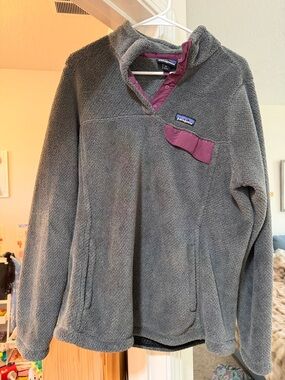 Patagonia Gray Fleece Pullover with Plum Accents
